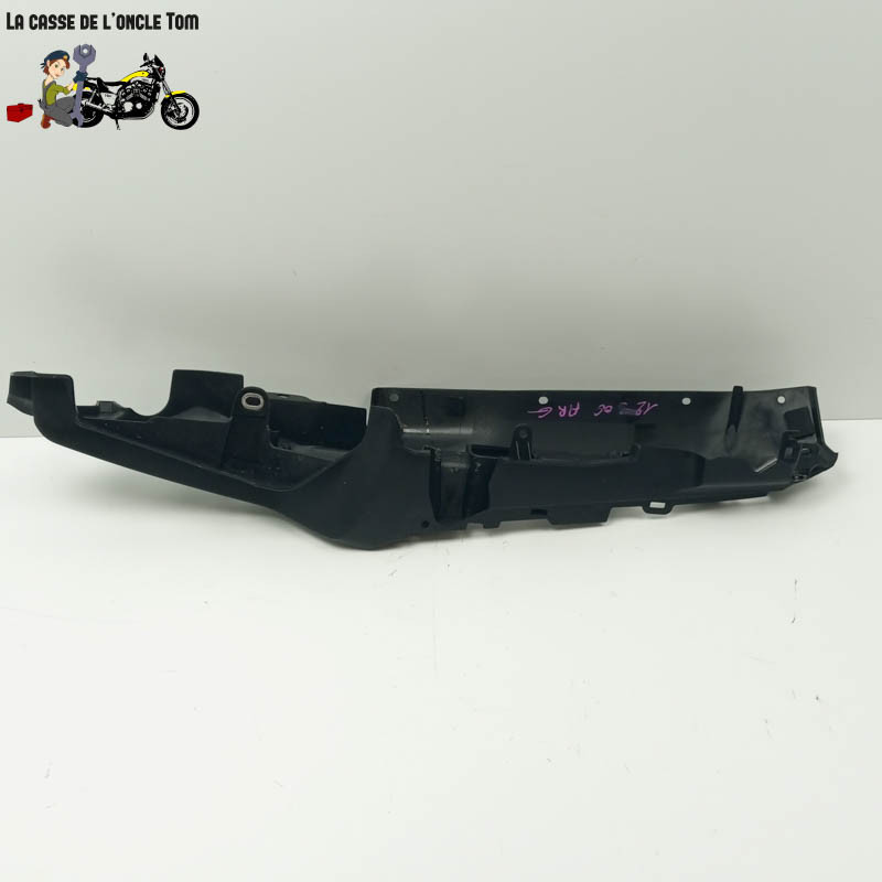 Flanc de carénage gauche  sous selle  Yamaha 900 Mt-09 tracer 2021 - CTM-12906-022
