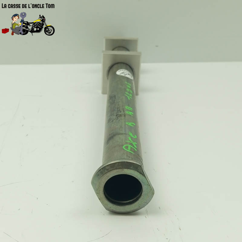 Axe de roue arrière  Yamaha 900 Mt-09 tracer 2021 - CTM-12906-050