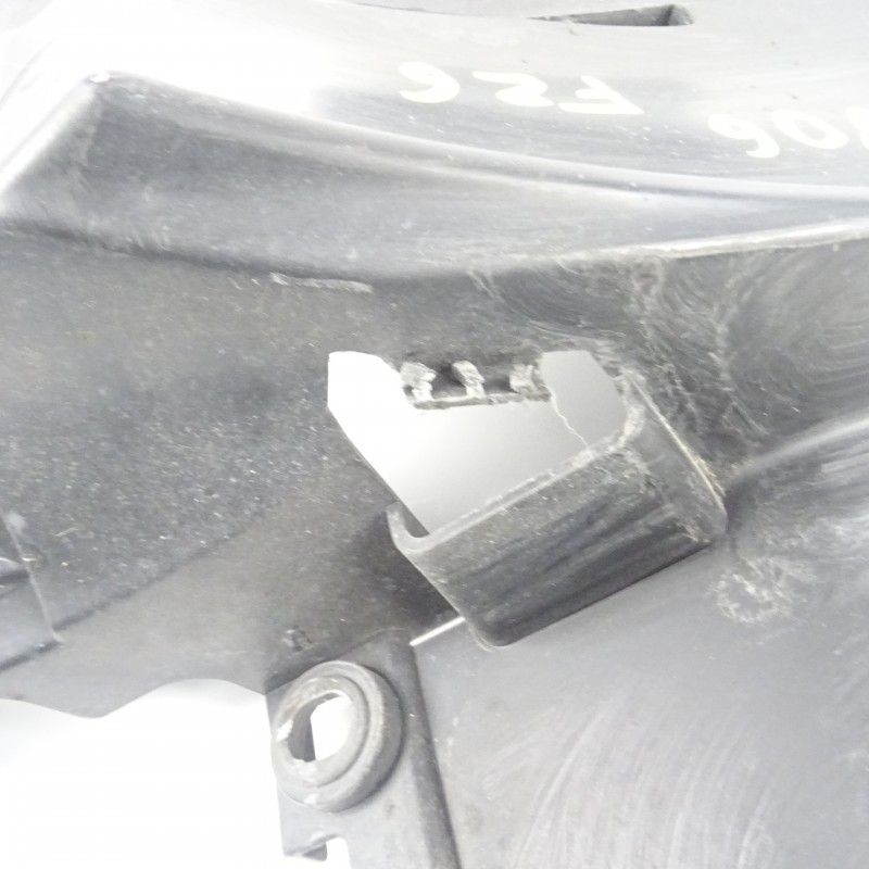 Passage de roue arrière Yamaha 600 FZ6 2006 - CTM-9806-022