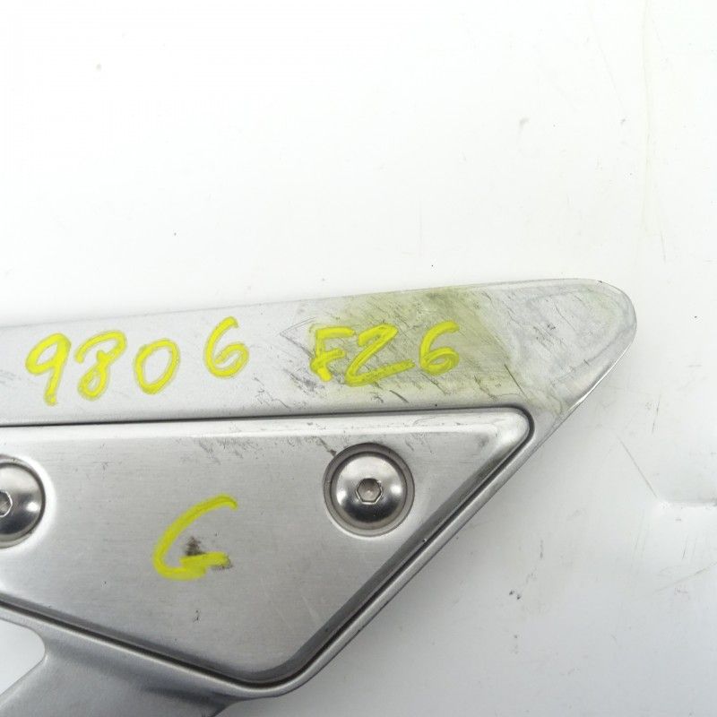 Platine avant gauche  Yamaha 600 FZ6 2006 - CTM-9806-035