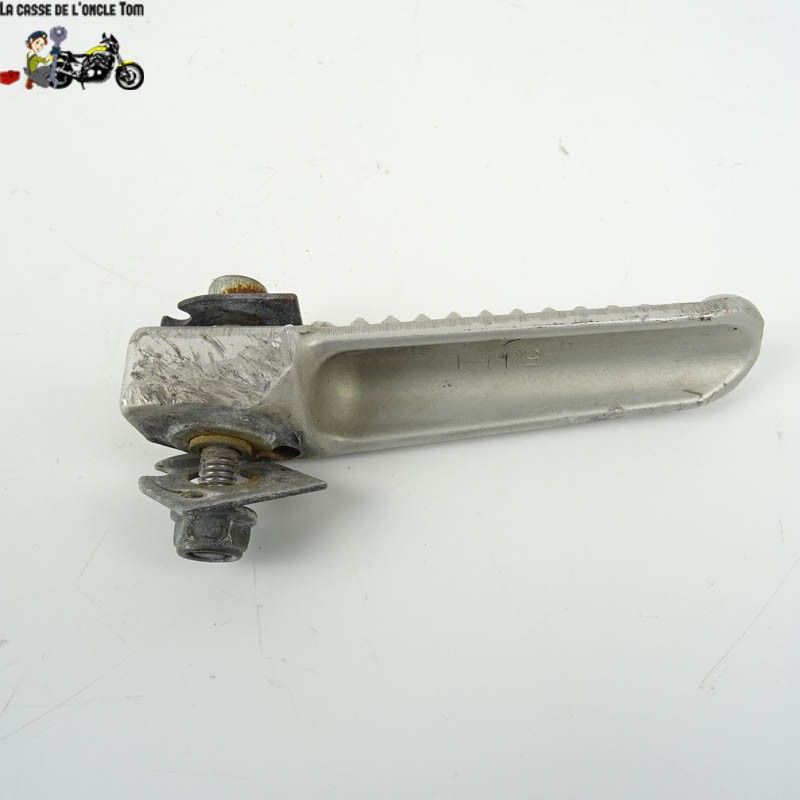 Repose pied arrière gauche Yamaha 1000 FAZER 2002 - CTM-9557-011
