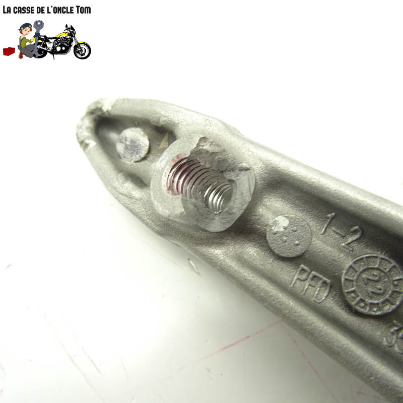 Repose pied avant droit + axe/ressort Kawasaki 400 NINJA 2023 - CTM-12560-024