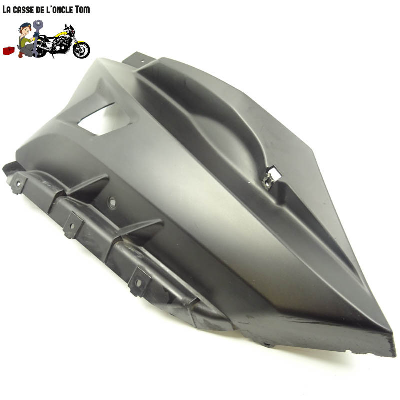 Carénage inférieur avant droit Yamaha 125 YZF-R 2016 - CTM-12619-008