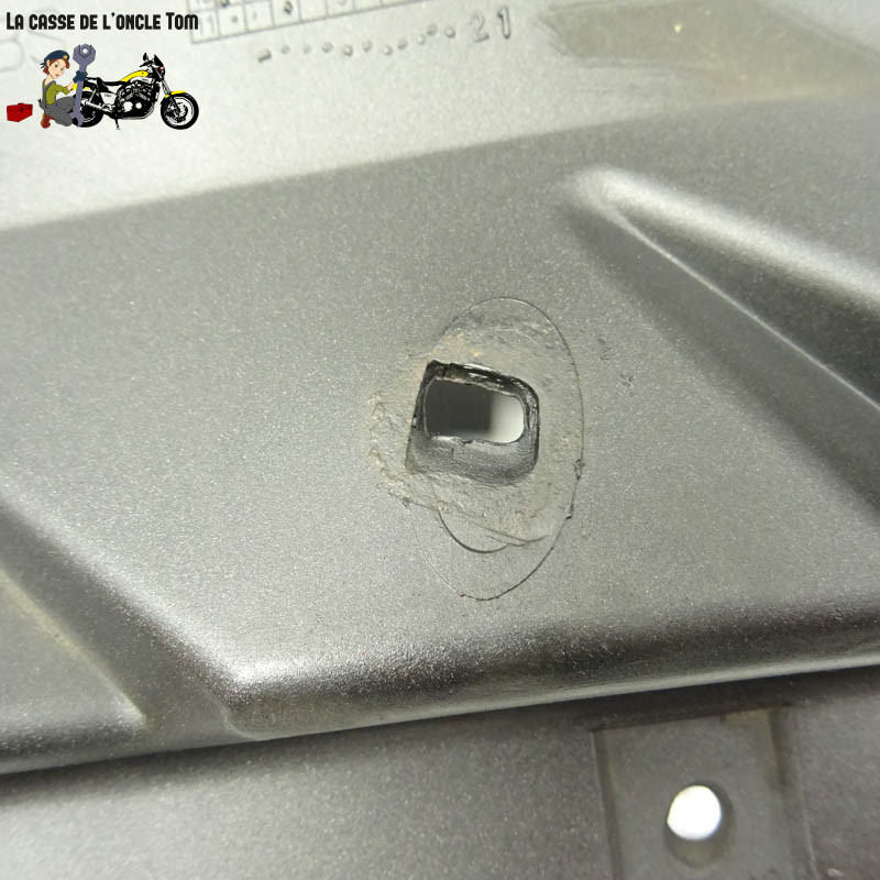 Carénage inférieur avant droit Yamaha 125 YZF-R 2016 - CTM-12619-008