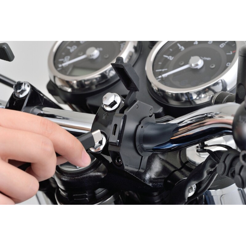 Alimentation USB type C DAYTONA Slim plastique -  guidons Ø22,2/25,4 - 1124676