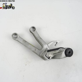 Platine arrière gauche + repose pied Suzuki 1000 SV 2004 - CTM-9503-018