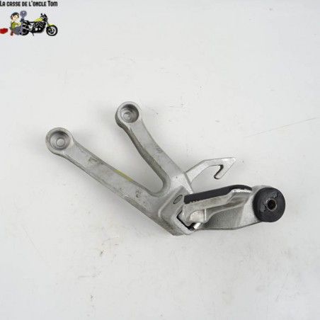 Platine arrière gauche + repose pied Suzuki 1000 SV 2004 - CTM-9503-018