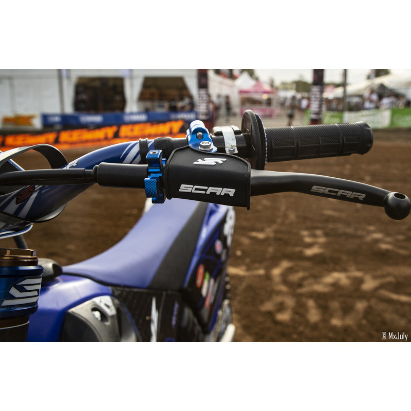 Levier repliable + cocotte universel SCAR noir - molette bleu - 1057286