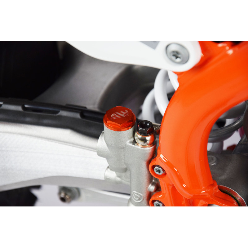 Couvercle de maître-cylindre arrière SCAR orange - 1083104001