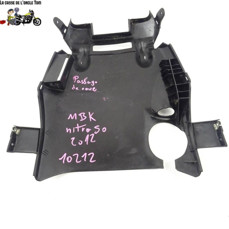 Passage de roue MBK 50 Nitro 2012 - CTM-10212-002