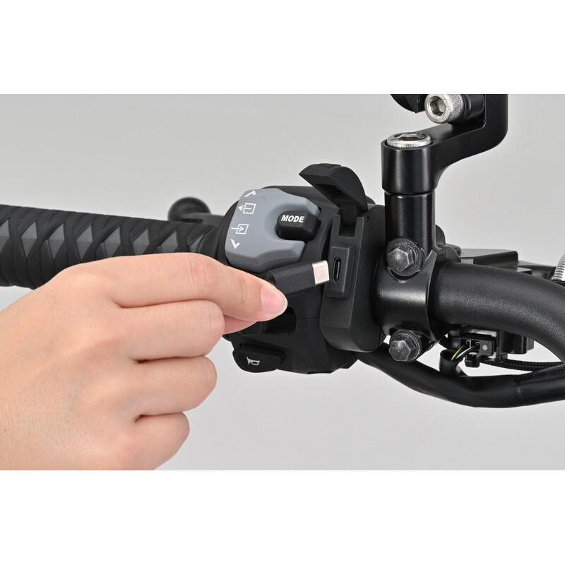 Alimentation USB type C DAYTONA Slim aluminium -  guidons Ø22,2/25,4 - 1124675