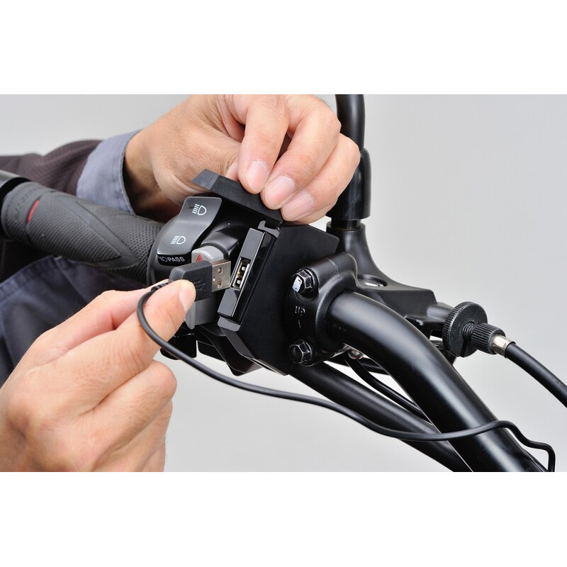 Alimentation USB type A DAYTONA Slim -  guidons Ø22,2/25,4 - 1124677