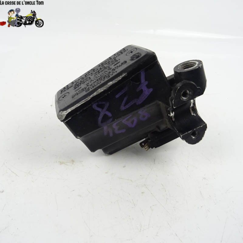Maître cylindre de frein avant Yamaha 800 FZ8 2011 - CTM-8934-017