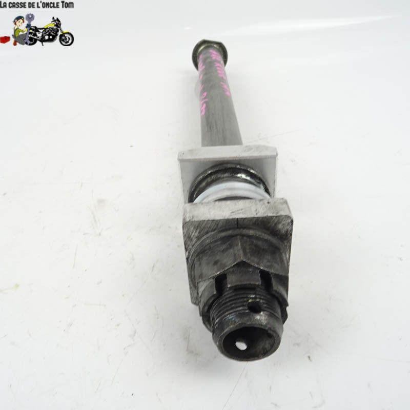 Axe de roue arrière Kawasaki 900 ZX-9R 2001 - CTM-8422-011