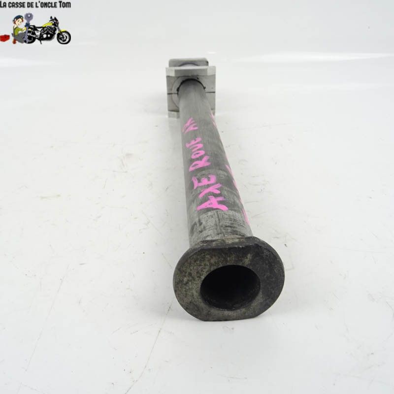 Axe de roue arrière Kawasaki 900 ZX-9R 2001 - CTM-8422-011