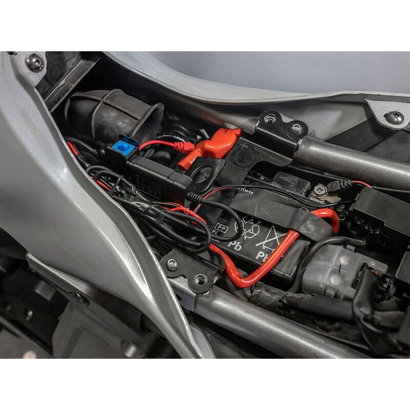 Adaptateur étanche 12V vers USB QUAD LOCK - 1119211