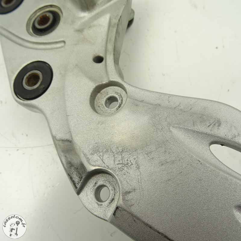 Platine avant droite Suzuki 1300 GSX-R 2011 - CTM-11696-075