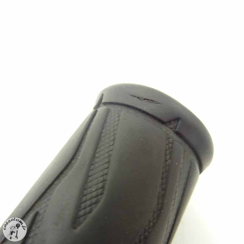 Poignées droite et gauche Suzuki 1300 GSX-R 2011 - CTM-11696-055