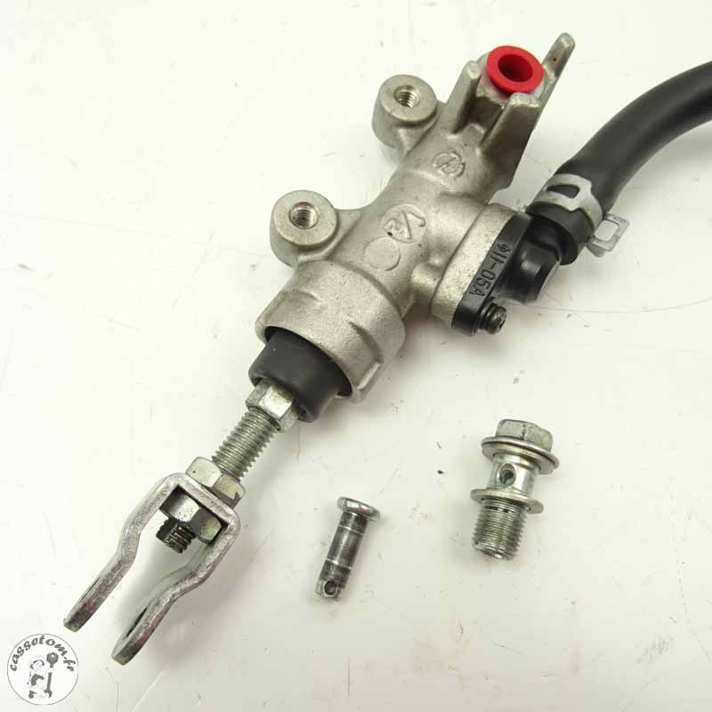 Maître cylindre de frein arrière Suzuki 1300 GSX-R 2011 - CTM-11696-049