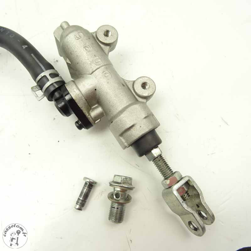Maître cylindre de frein arrière Suzuki 1300 GSX-R 2011 - CTM-11696-049