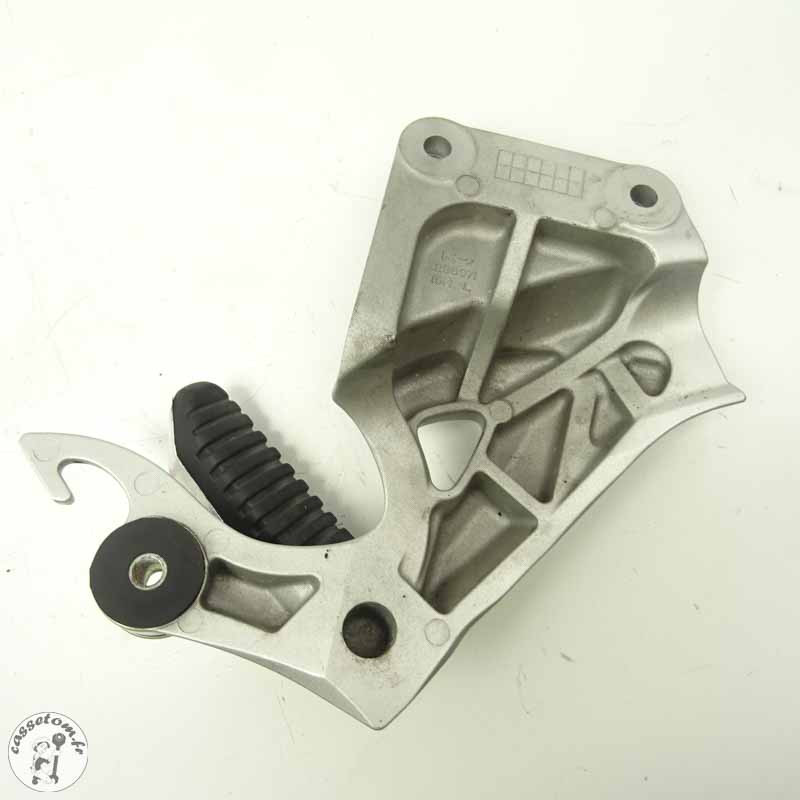 Platine + repose pied arrière gauche Suzuki 1300 GSX-R 2011 - CTM-11696-015