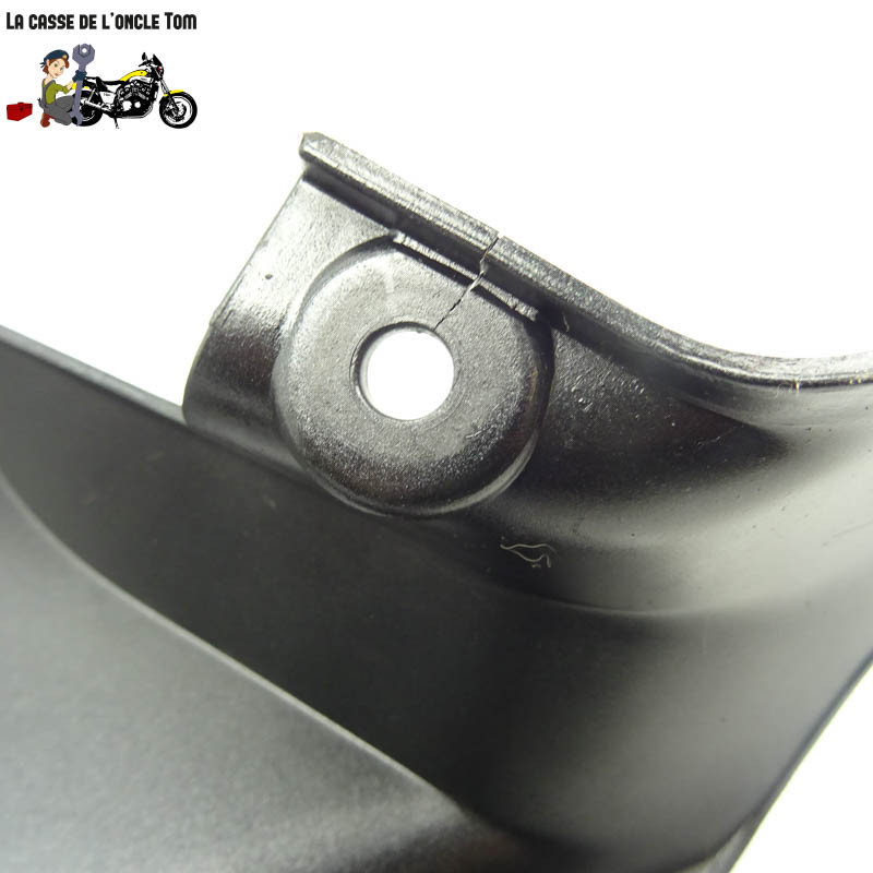 Carénage sous sabot droit Yamaha 125 YZF-R 2017 - CTM-12379-005