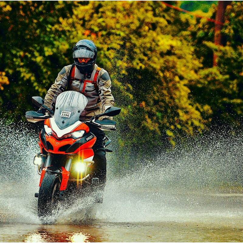 Kit de montage BARKBUSTERS montage 2 points noir Ducati - 1060859