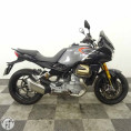 Guzzi 1000 V100 de 2024 en RIV Guzzi 1000 V100 de 2024 en RIV