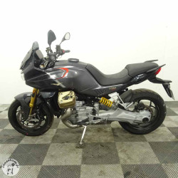 Guzzi 1000 V100 de  2024 en RIV