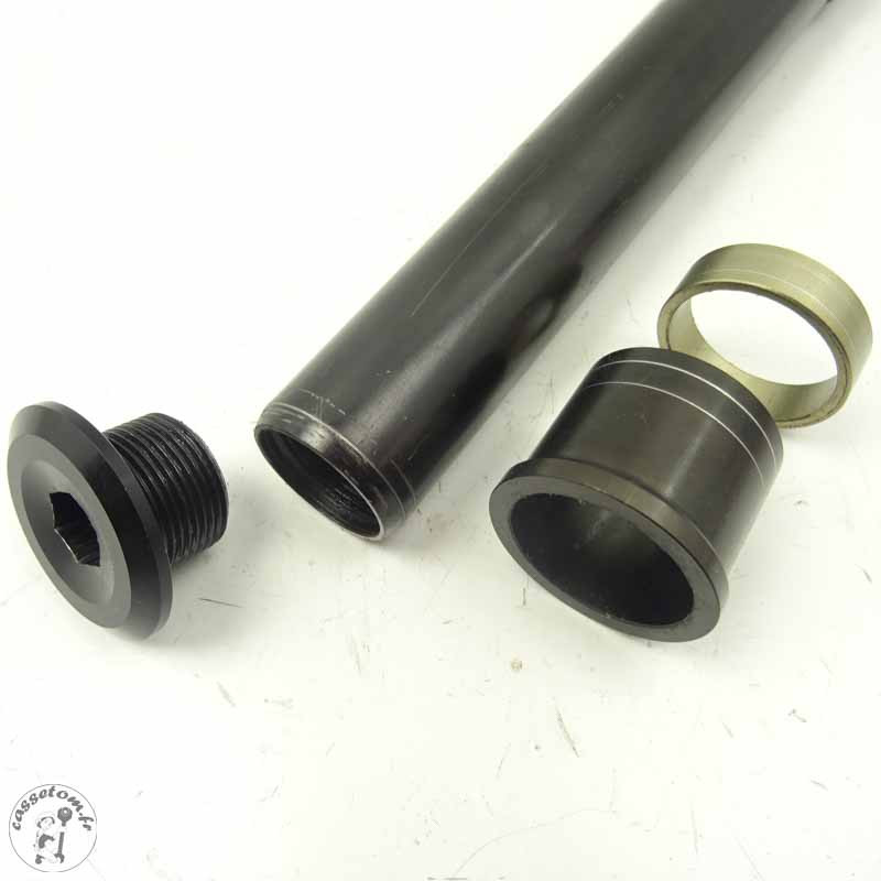 Axe de roue avant KTM 790 Duke 2018 - Occasion fiable