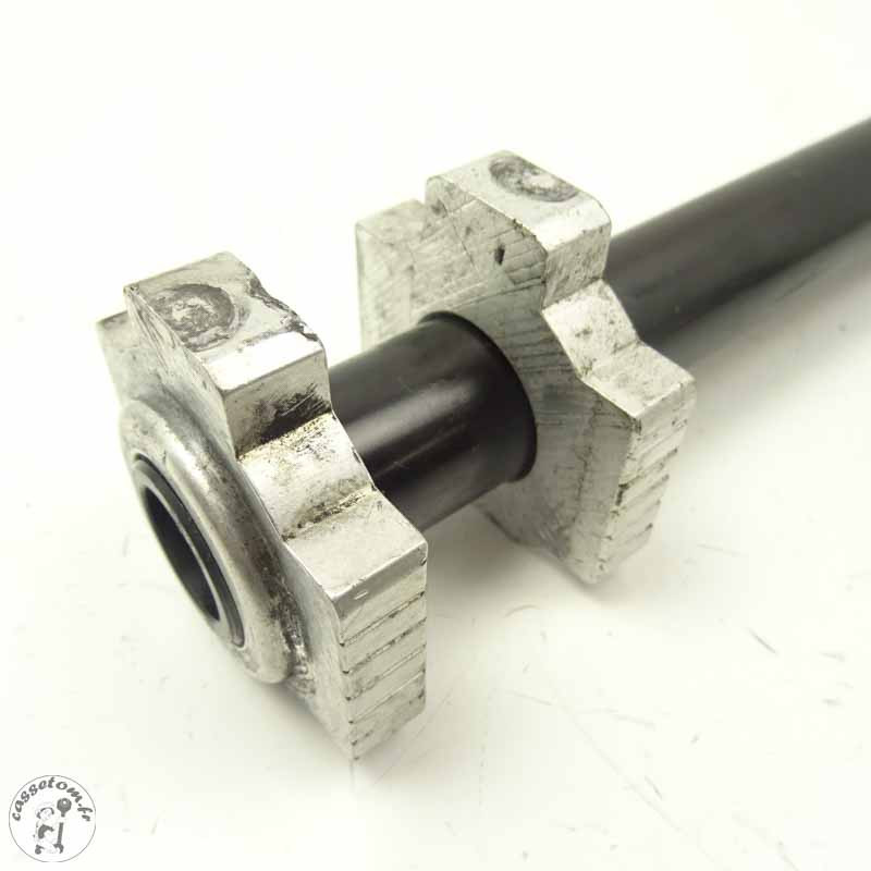 Axe de roue arrière KTM 790 Duke 2018 pas cher