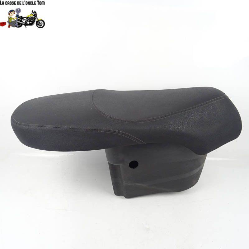 Selle + coffre Yiying 50 WALLABY 2009 - CTM-selle-046