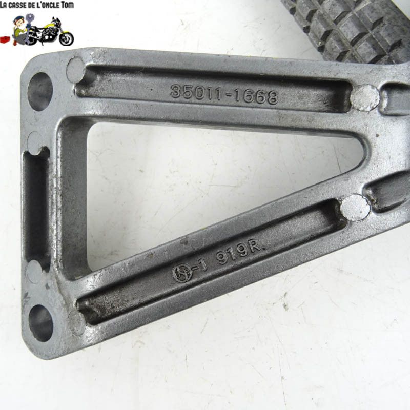 Platine arrière Droite kawasaki 900 ZX9R 1994 - CTM-8878-015