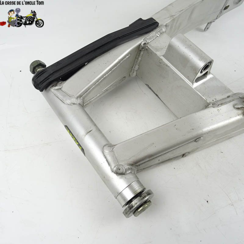 Bras oscillant Yamaha 1000 FAZER 2002 - CTM-8552-001