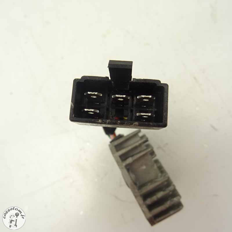 Régulateur Kymco 50 Agility 2019 - Accessoire Moto D'occasion