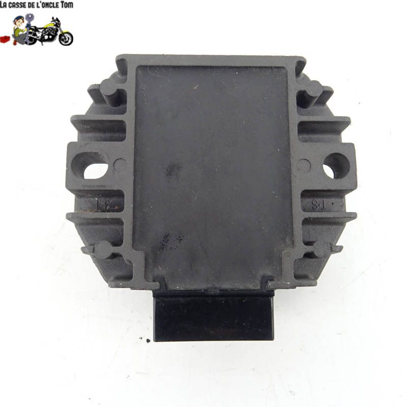 Régulateur Piaggio 125 MP3 2006 - CTM-10364-013