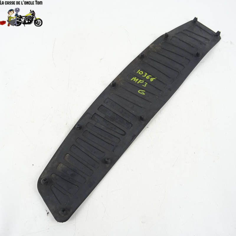 Plastique de marche pied gauche Piaggio 125 MP3 2006 - CTM-10364-014