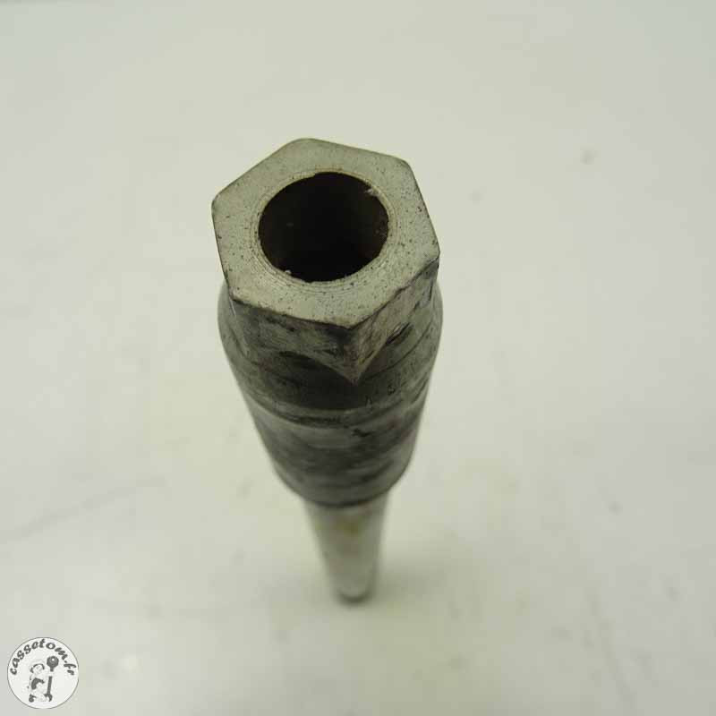 Axe roue avant Honda 650 xr-l 2002 - Pièce d'occasion recyclée