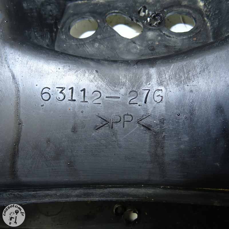 Support de Plaque Suzuki 650 DL V-Strom 2007 - Pièce d'Occasion Cassetom.fr