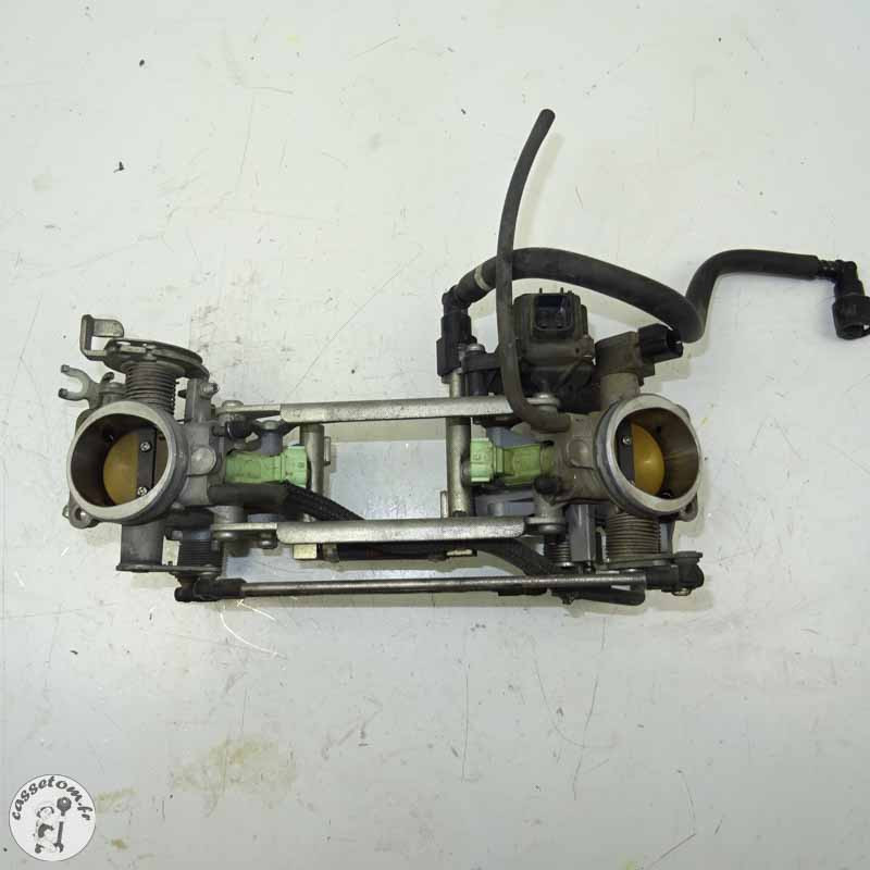 Rampe d'injection 650 DL V-strom 2007 - Pièces d'occasion Cassetom