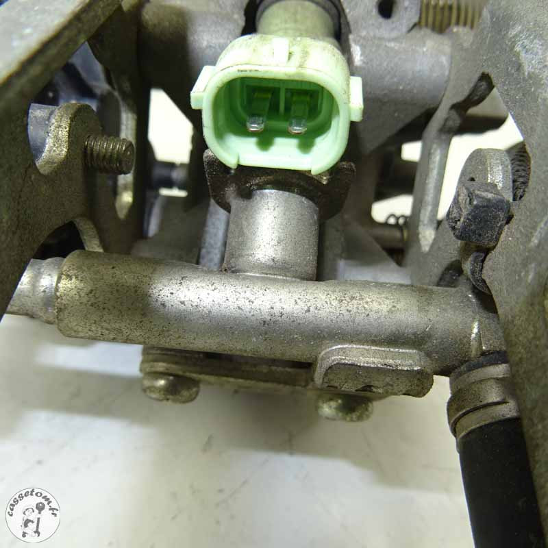 Rampe d'injection 650 DL V-strom 2007 - Pièces d'occasion Cassetom