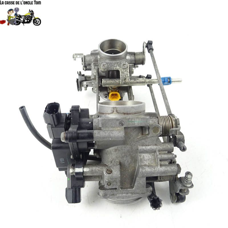 Rampe d'injection Suzuki 650 GLADIUS 2009 - CTM-9849-013