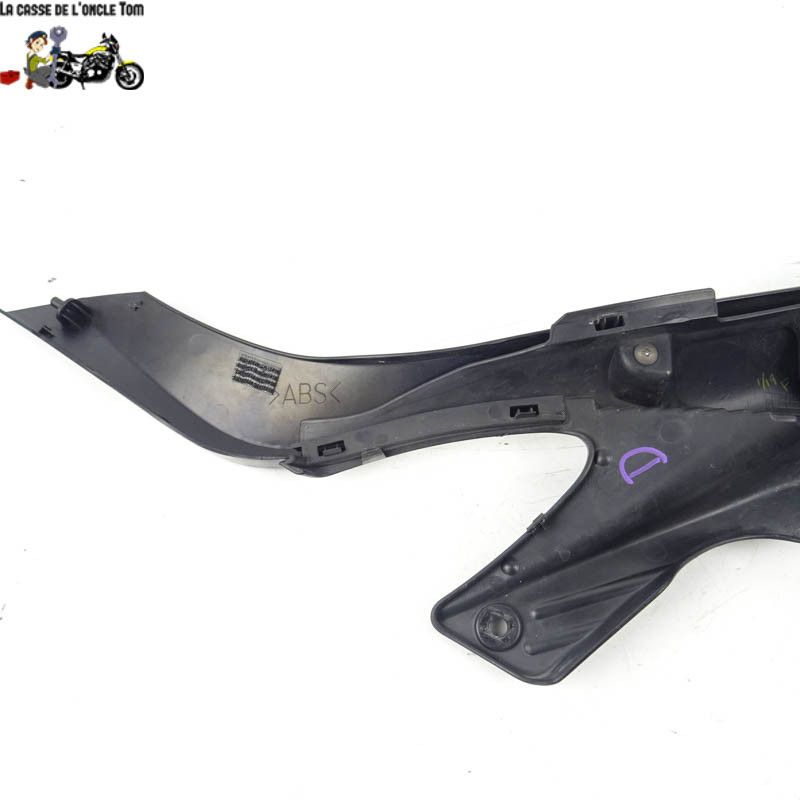 Cache latéral droit Suzuki 650 GLADIUS 2009 - CTM-9849-016