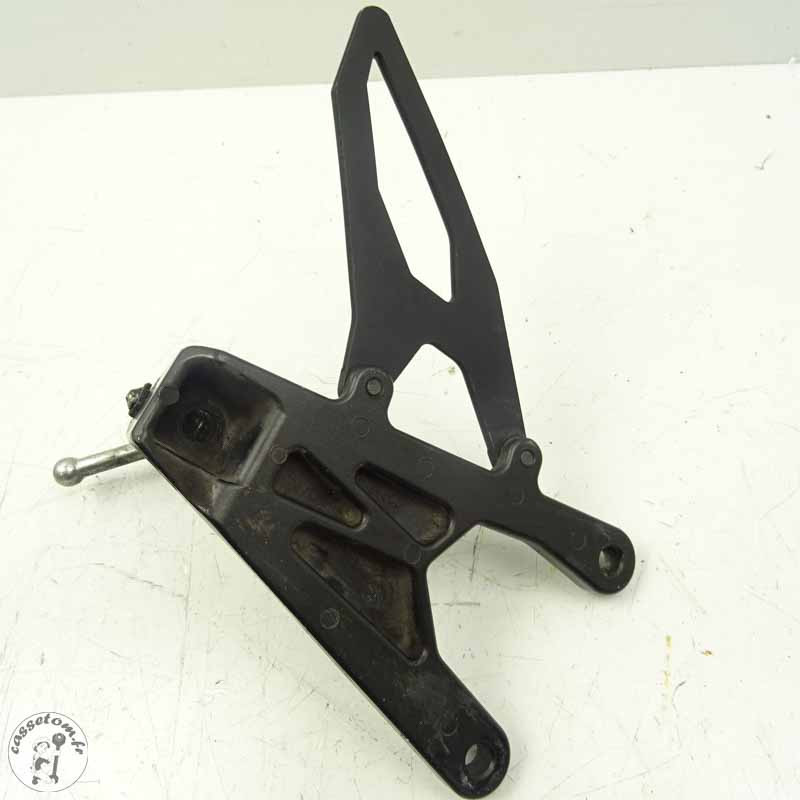 Platine Repose-Pied Gauche Yamaha 1000 Yzfr1 2017 - Cassetom.fr
