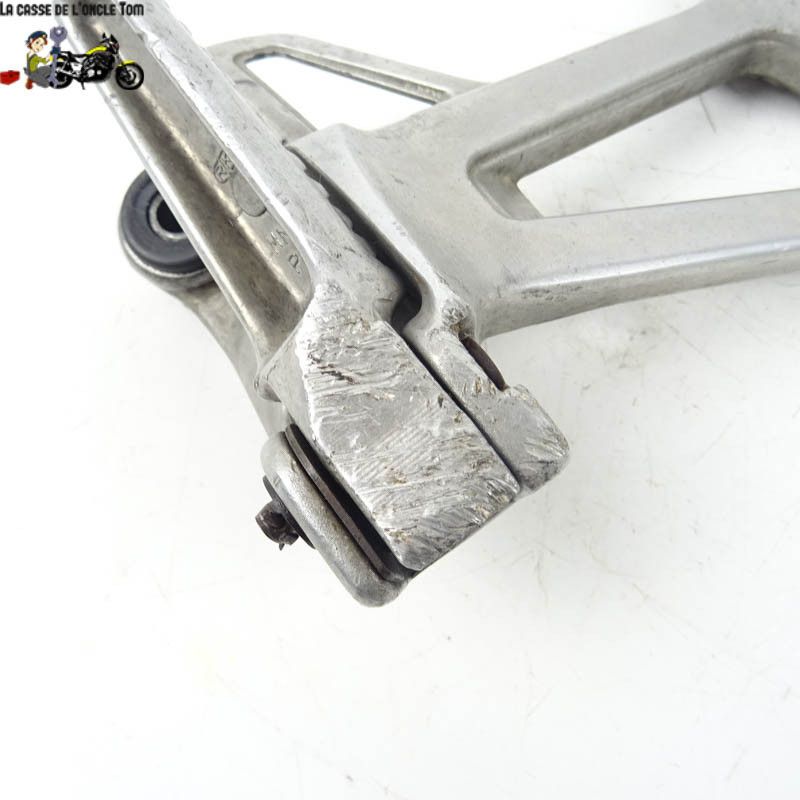 Platine arrière droite + repose pied Honda 750 VFR 1993 - CTM-8615-004