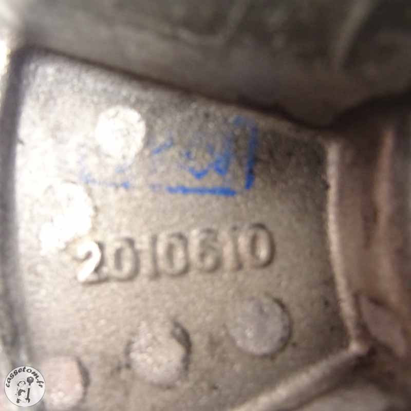 Porte Couronne Triumph 675 Daytona 2011 - Pièce Moto