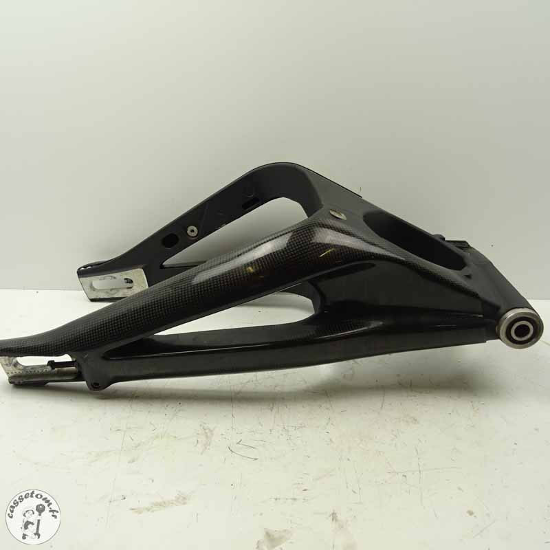 Triumph 675 Daytona 2011: Protection Bras Oscillant Carbone