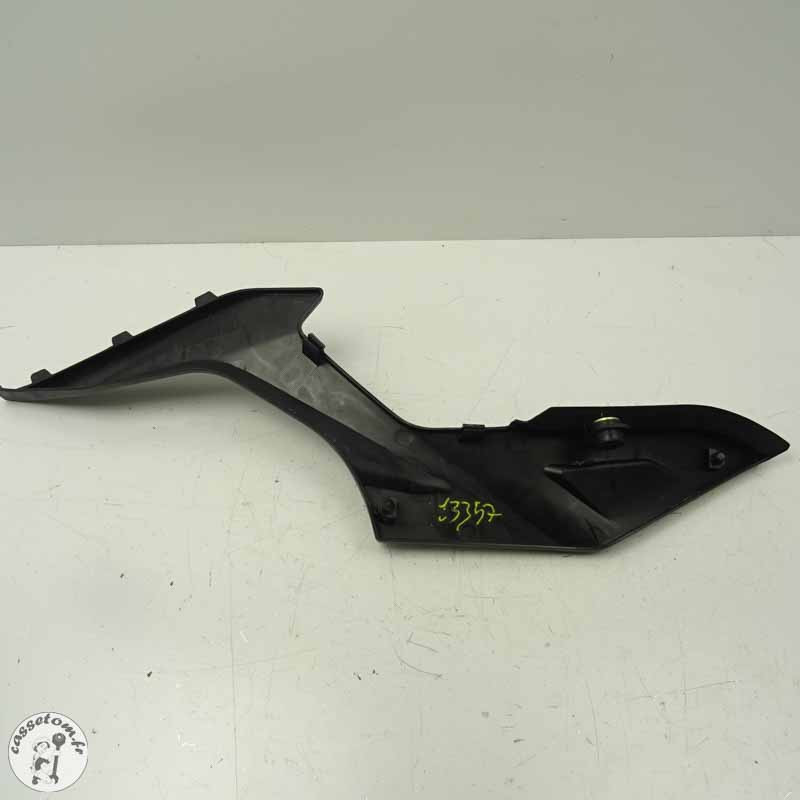 Carénage sous selle droit Masai 125 Furious 2020