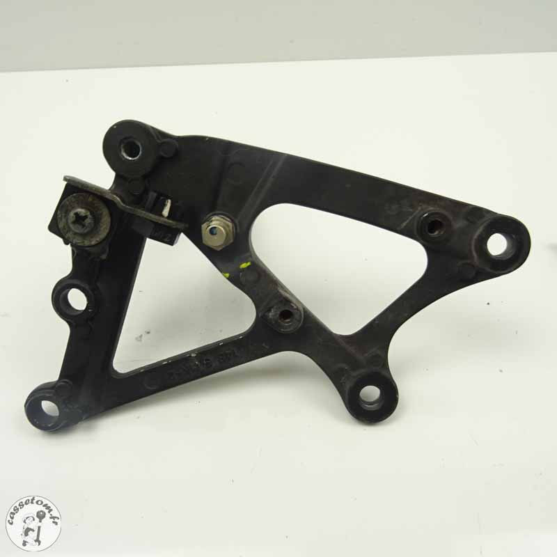 Platine repose pied avant droit Yamaha 1000 Yzfr1 2013 | CasseTom