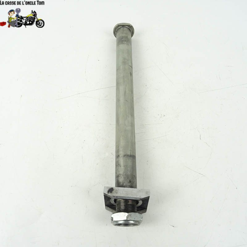 Axe de roue arrière Suzuki 1300 GSX-R 2007 - CTM-10260-041